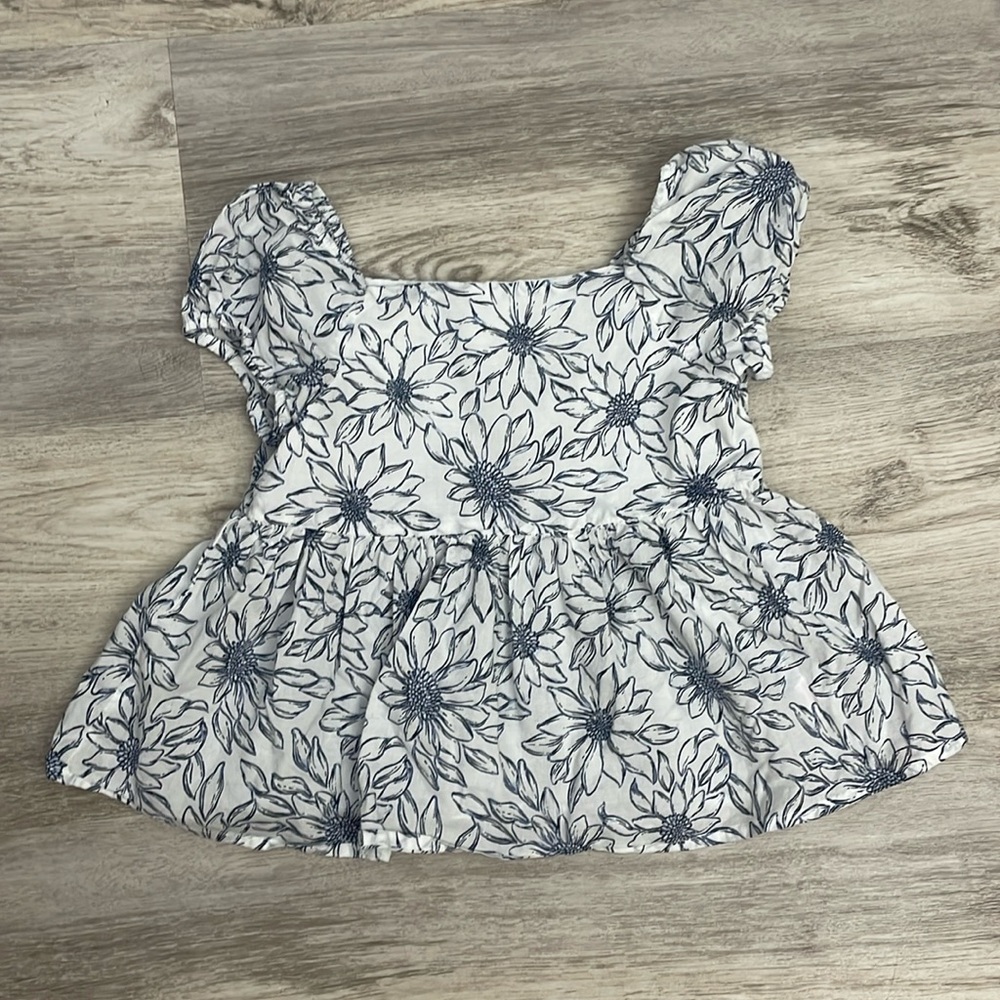 Joie White & Blue Floral Print Pleated Waist Blouse Girl's Size M (7-8)